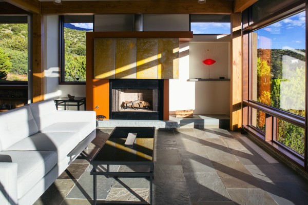 Morning Sky Residence by Michael Szerbaty; © Jon Reis. Contact the studio for rights to upload or publish this photo