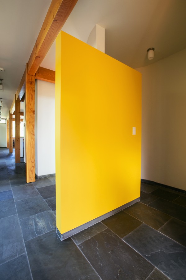 Morning Sky Residence by Michael Szerbaty; © Jon Reis. Contact the studio for rights to upload or publish this photo